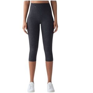 Lululemon Free To Flow Crop Blue Tied / White size 4